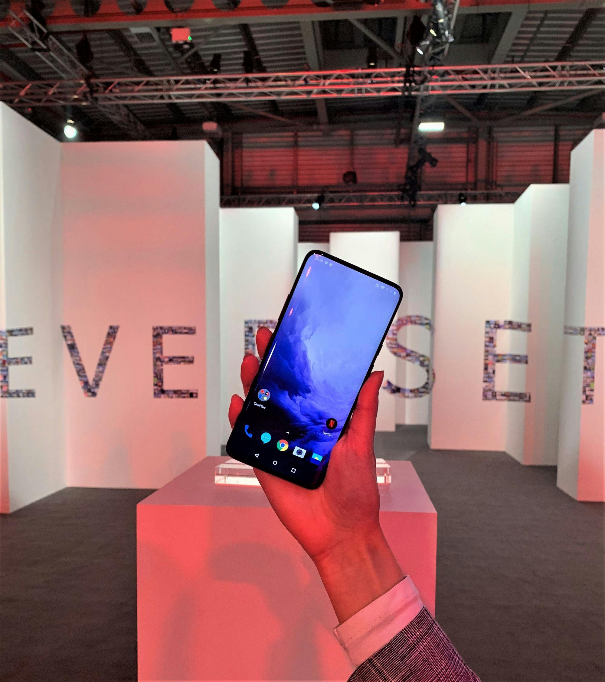 The OnePlus 7 Pro has a fluid AMOLED QHD+ 6.67-inch display